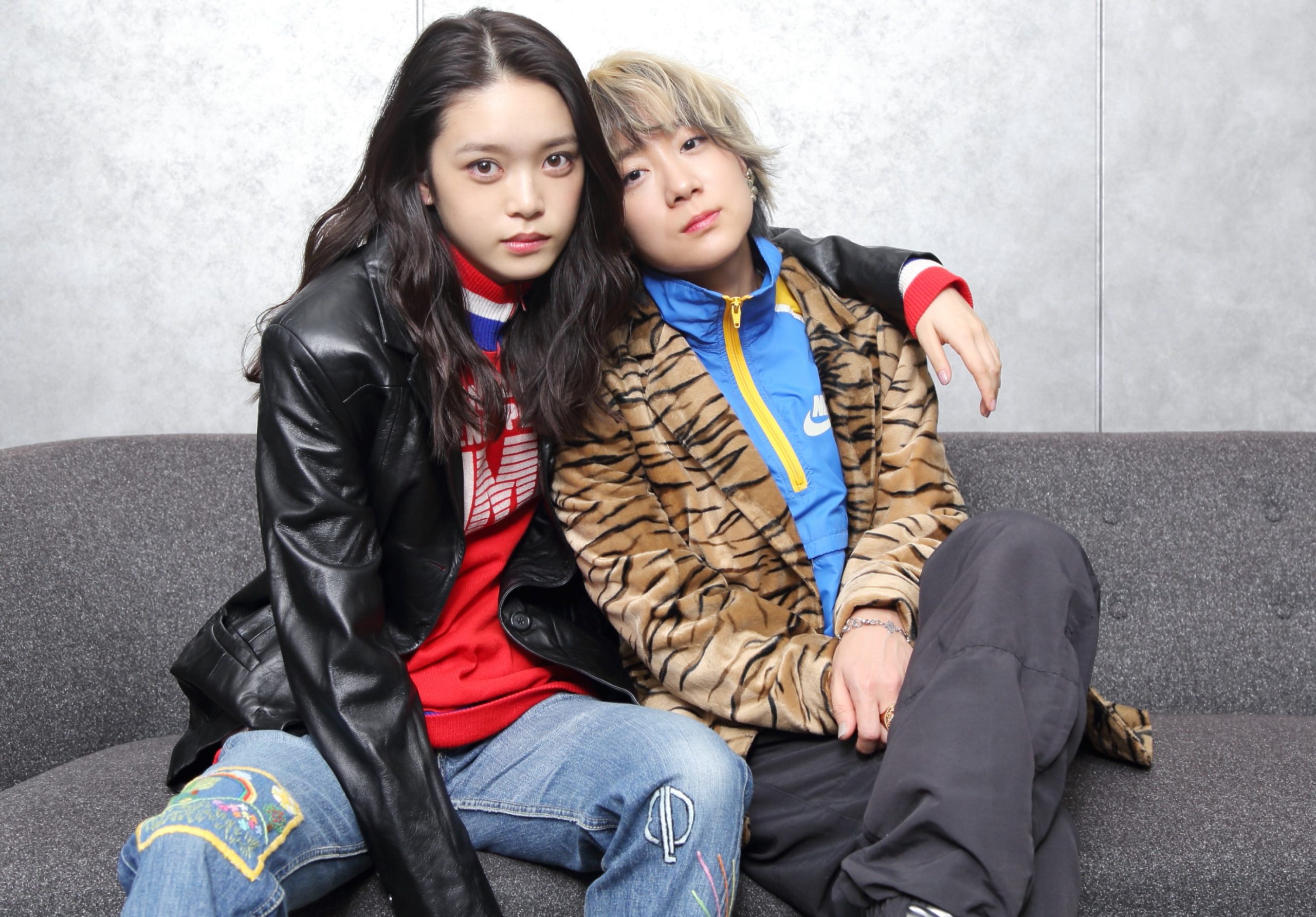 ベイビーわるきゅーれ　Tシャツ　Lサイズ　髙石あかり　伊澤彩織　⭐︎最終価格 ベイビーわるきゅーれ ナイスデイズ Tシャツ Sサイズ 髙石あかり 伊澤